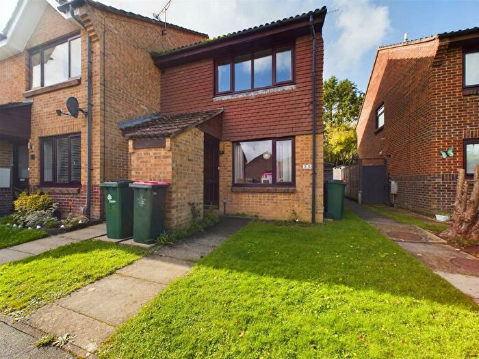 1 Bedroom Maisonette To Rent In Capsey Road, Ifield West, RH11