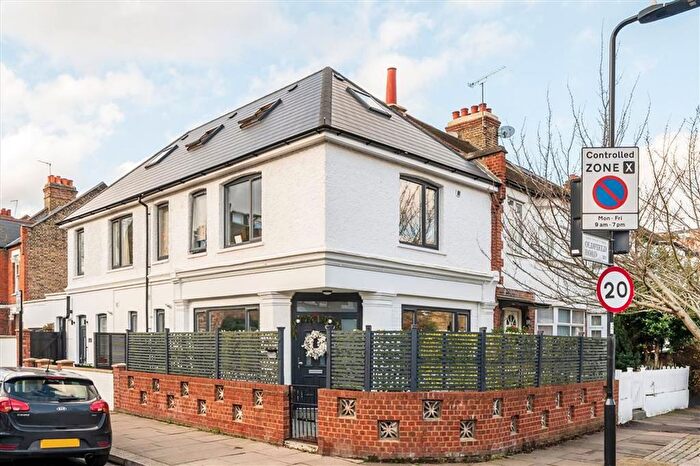 4 Bedroom Property For Sale In Jeddo Road, Shepherd's Bush, W12