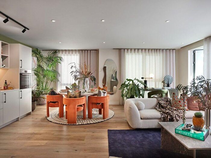 2 Bedroom Flat For Sale In The Green Quarter, Ealing, UB1