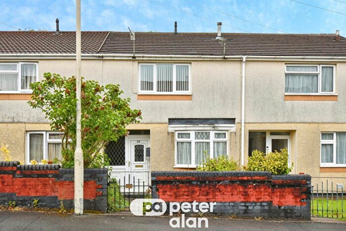 2 Bedroom Terraced House For Sale In Heol Bryn Gwyn, Aberdare, CF44