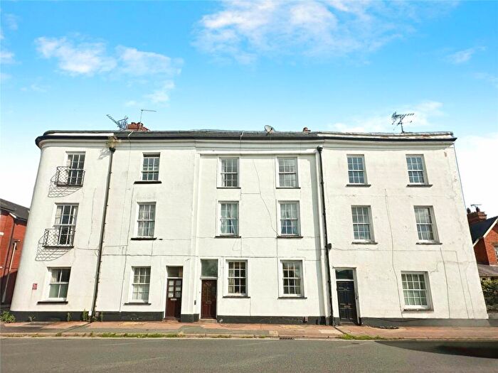 2 Bedroom Flat To Rent In Magdalen Street, Exeter, Devon, EX2