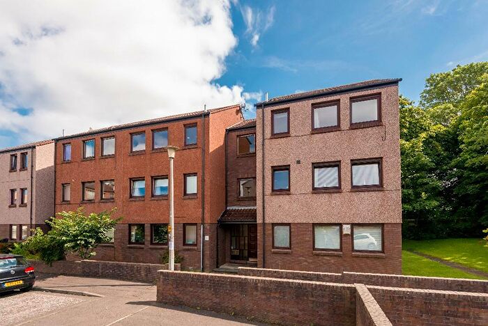 1 Bedroom Flat To Rent In West Winnelstrae, Inverleith, Edinburgh, EH5
