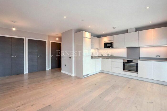 2 Bedroom Flat To Rent In Vision Tower, Barking, Barking, IG11