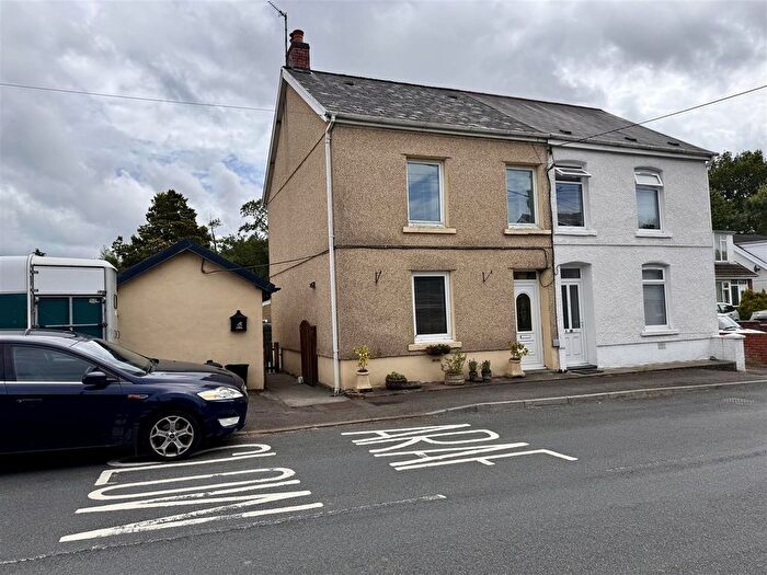2 Bedroom Semi-Detached House For Sale In Hendre Road, Tycroes, Ammanford, SA18