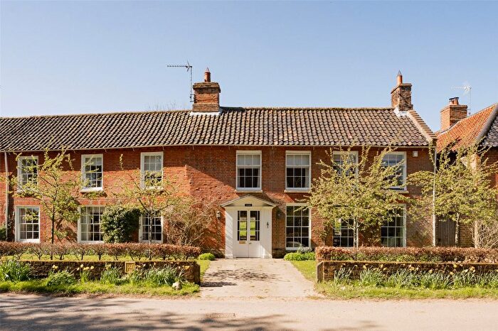 5 Bedroom Semi Detached House For Sale In The Street, Brinton, Melton Constable, Norfolk, NR24