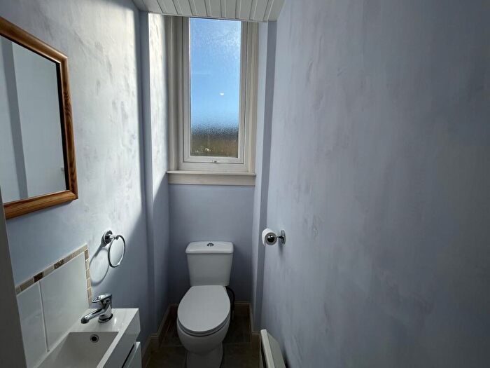 1 Bedroom Flat To Rent In Westfield Street, Edinburgh, EH11