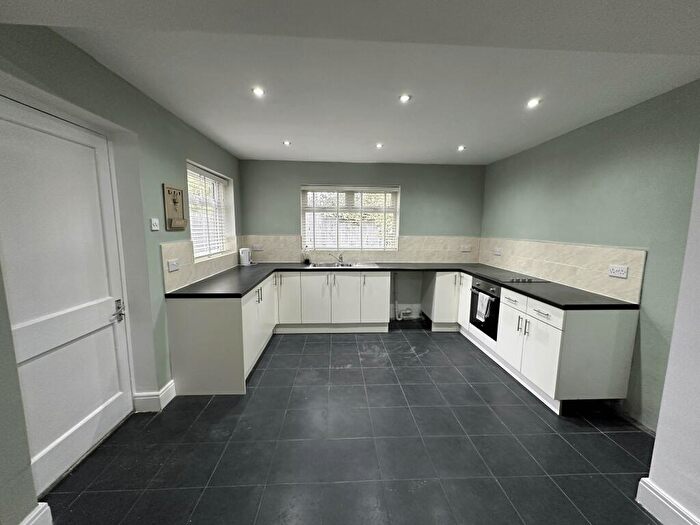 2 Bedroom End Of Terrace House To Rent In Beech Grove, Bentley, DN5