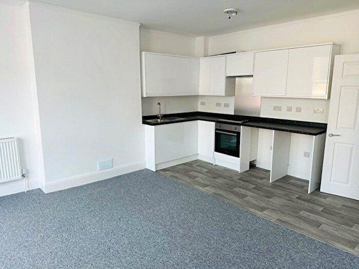 3 Bedroom Flat To Rent In Northdown Road, Cliftonville, Margate, Kent, CT9