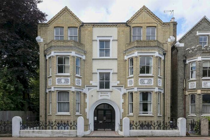 2 Bedroom Flat To Rent In Warwick Mansions, Lower Richmond Road, Putney, SW15