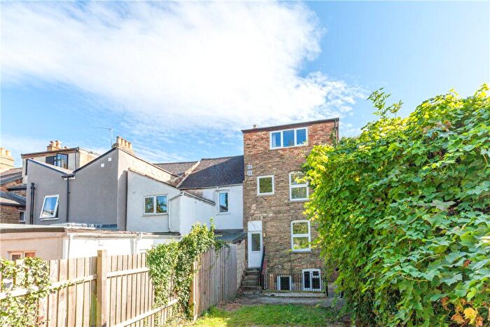 Studio To Rent In Bullingdon Road, Oxford, OX4