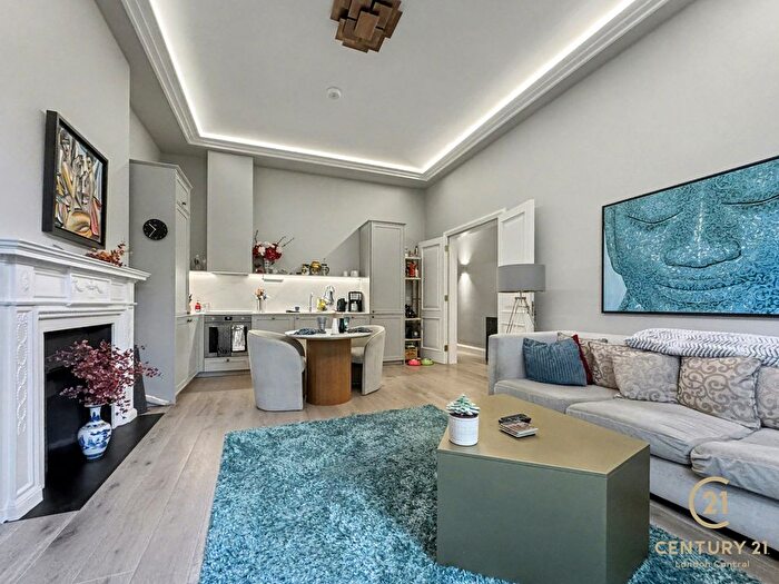 2 Bedroom Flat To Rent In Canfield Gardens, London, NW6