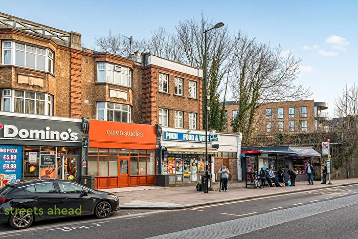 2 Bedroom Flat For Sale In Brighton Road, Coulsdon, CR5