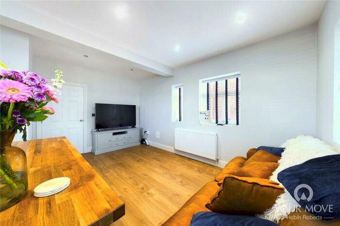 1 Bedroom Flat To Rent In Weldon Road, Corby, NN17