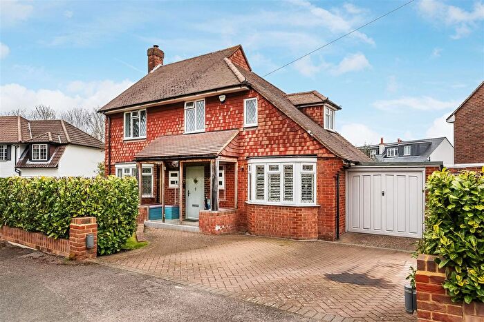 3 Bedroom Detached House To Rent In Glebe Road, Ashtead, KT21