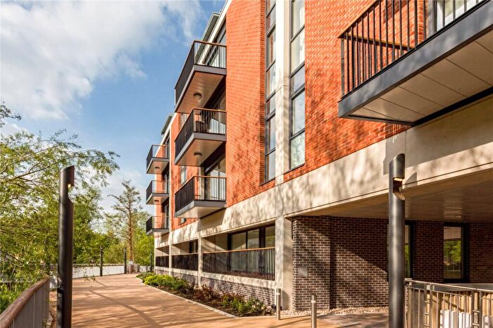 2 Bedroom Apartment To Rent In Norfolk Street, Oxford, Oxfordshire, OX1