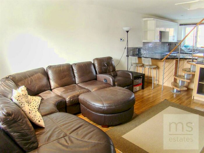 2 Bedroom Semi-Detached House To Rent In Grinsbrook, Lenton, Nottingham, NG7