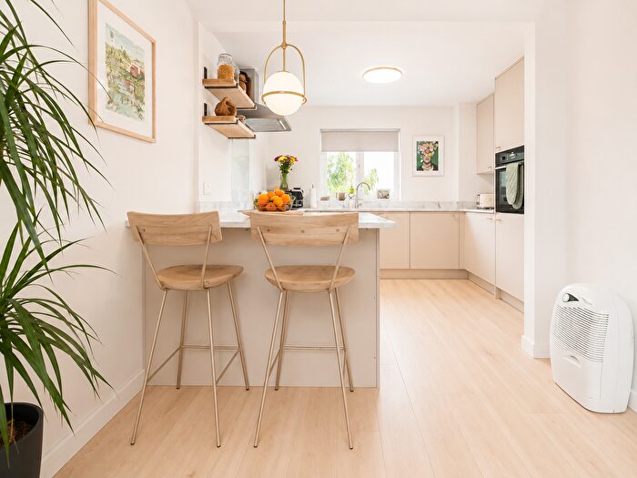 1 Bedroom Flat For Sale In New Walls, Bristol, BS4