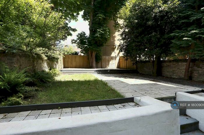 2 Bedroom Flat To Rent In Cromwell Road, Hove, BN3