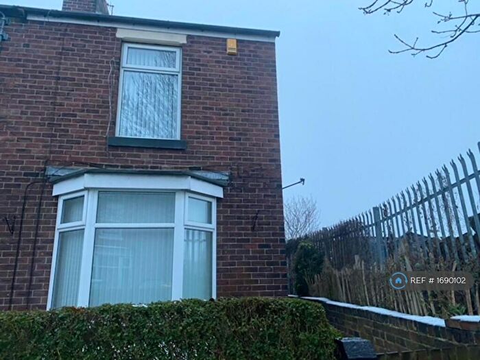 2 Bedroom Semi-Detached House To Rent In Oxford Street, Rotherham, S65
