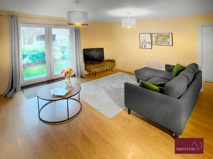 1 Bedroom Flat To Rent In Cooks Way, Hitchin, SG4