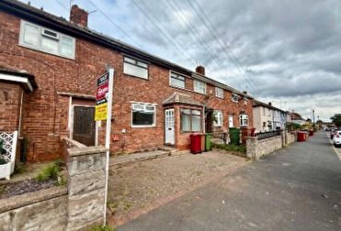 3 Bedroom Terraced House To Rent In Shipton Road, Scunthorpe, DN16
