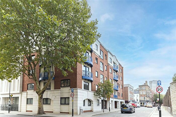 2 Bedroom Apartment To Rent In Hayes Place, Marylebone, London, NW1