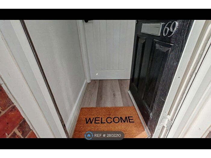 2 Bedroom Terraced House To Rent In Meredith St, Crewe, CW1