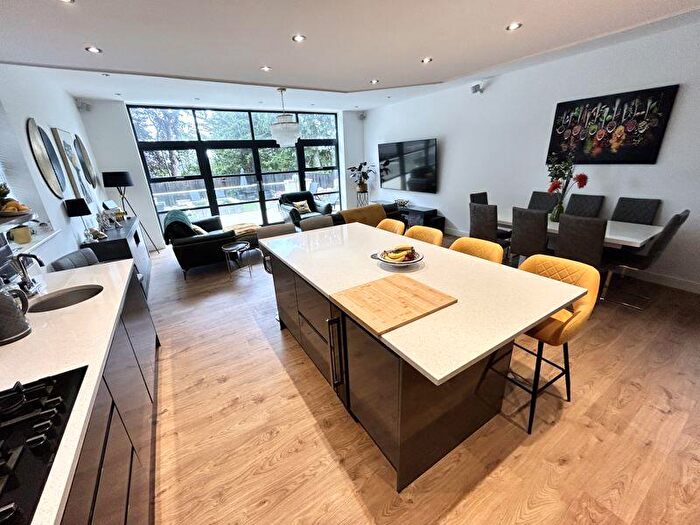 4 Bedroom Detached House For Sale In Queens Drive, Colwyn Bay, LL29