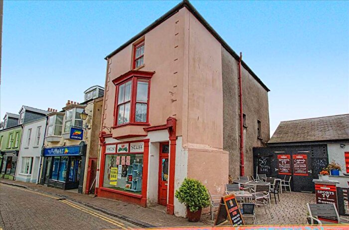 2 Bedroom Terraced House For Sale In Upper Frog Street, Tenby, SA70