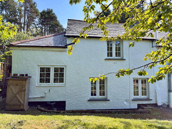 2 Bedroom Cottage For Sale In Trelill, PL30