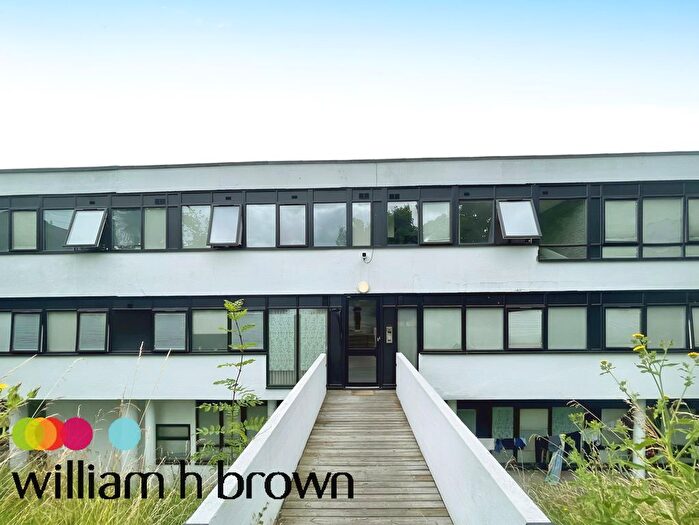 1 Bedroom Flat To Rent In Grange Farm Park, Whitehall Road, Colchester, CO2