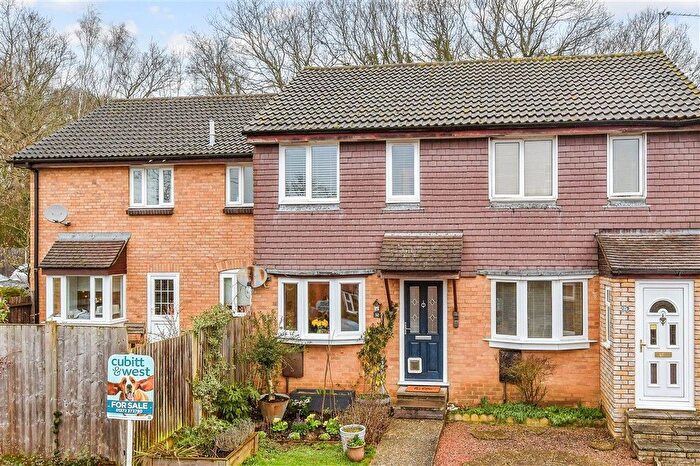 2 Bedroom Terraced House For Sale In Copperfields, Fetcham, Surrey, KT22