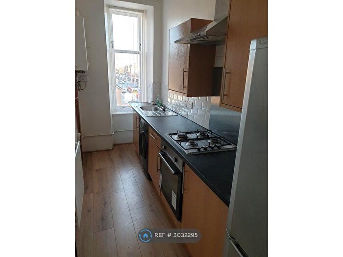 1 Bedroom Flat To Rent In Paisley Road, Renfrew, PA4
