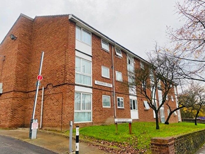 2 Bedroom Flat To Rent In Hazelwood Court, Neasden Lane North, London, NW10