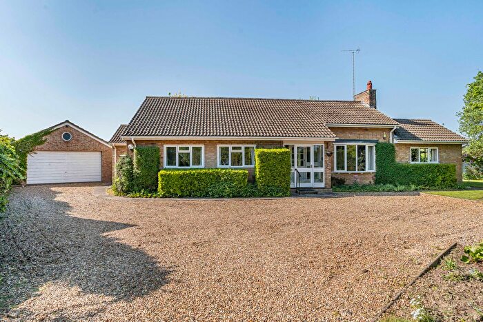 4 Bedroom Detached Bungalow For Sale In Dukes Meadow, Stapleford, CB22