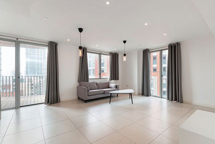 1 Bedroom Flat To Rent In Rehearsal Rooms, North Acton, London, W3