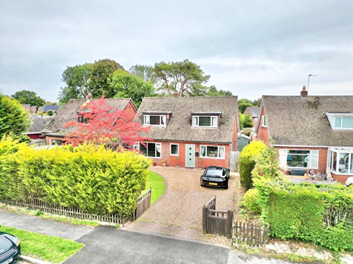 3 Bedroom Detached House For Sale In Highlows Lane, Yarnfield, ST15