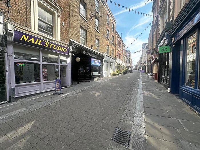 Studio To Rent In High Street, Gravesend, DA11