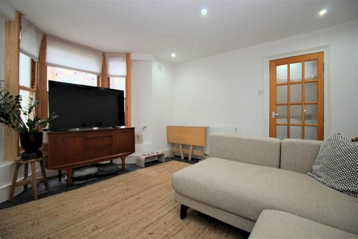 1 Bedroom Flat To Rent In Glyn Road, Homerton, E5