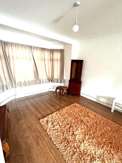 4 Bedroom Terraced House To Rent In Queens Road, London, SW19