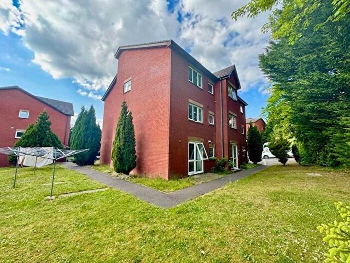 1 Bedroom Apartment To Rent In Cobden Court, Cobden Avenue, Bitterne Park, SO18