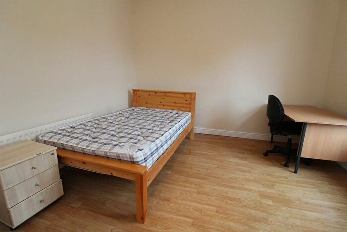 5 Bedroom Terraced House To Rent In Forster Road, Southampton, SO14