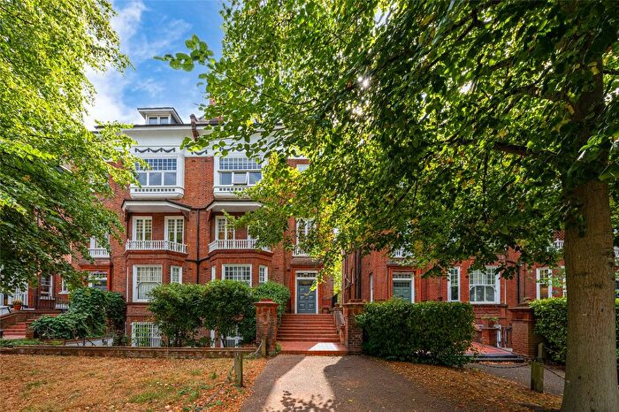 1 Bedroom Flat For Sale In Belsize Avenue, London, NW3