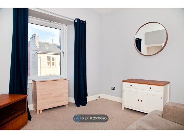 1 Bedroom Flat To Rent In Albert Street, Edinburgh, EH7