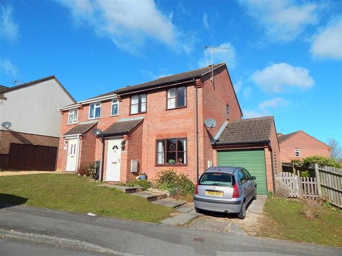 3 Bedroom Semi-Detached House To Rent In Ramleaze Drive, Fugglestone Red, Salisbury, SP2