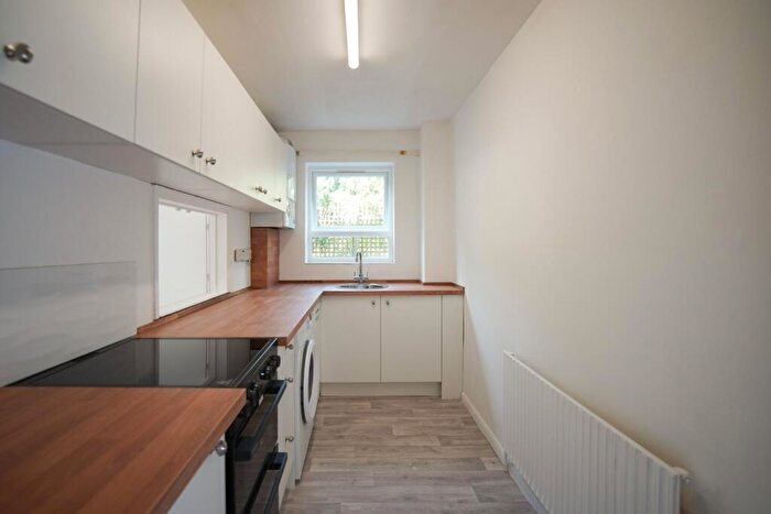 2 Bedroom Flat To Rent In Berkeley Court, Berkeley Road, BS7