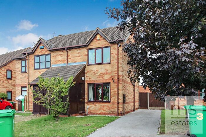 2 Bedroom Semi Detached House To Rent In £pppw Bedarra Grove, Lenton, Nottingham, NG7