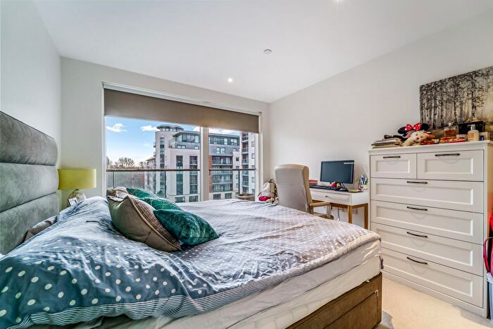 1 Bedroom Flat For Sale In Hyperion Tower, Brentford, TW8