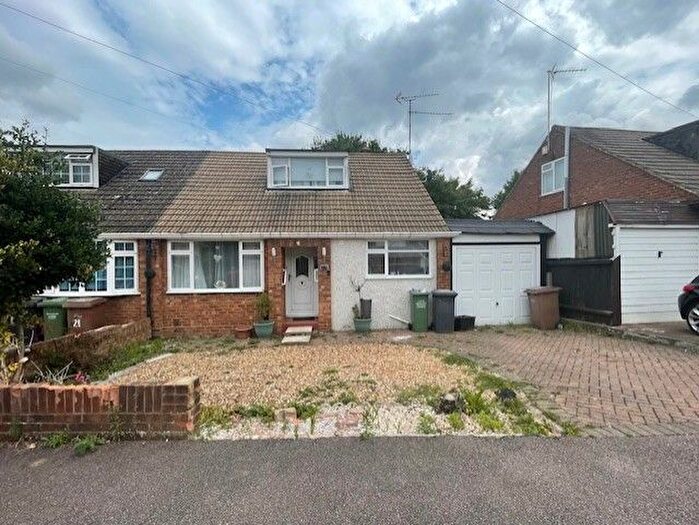 3 Bedroom Bungalow To Rent In Saywell Road, Luton, LU2