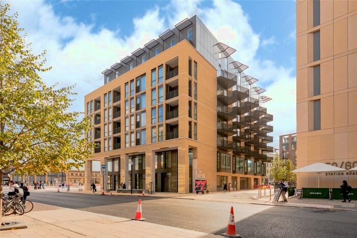 2 Bedroom Flat To Rent In Station Square, Cambridge, Cambridgeshire, CB1